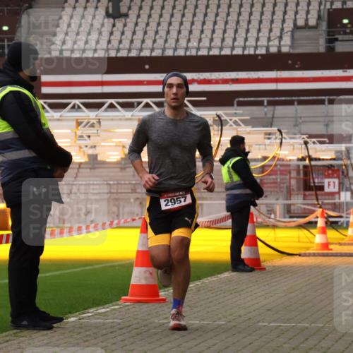 08.12.2024 - St. Pauli X-Mass-Run No. 14 Yannick Fuchs http://msf.ph/oto/7471886 08.12.2024 09:50:41 Ziel 2957 meine-sportfotos.de