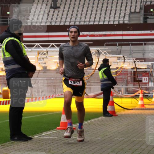 08.12.2024 - St. Pauli X-Mass-Run No. 14 Yannick Fuchs http://msf.ph/oto/7471890 08.12.2024 09:50:41 Ziel 2957 meine-sportfotos.de