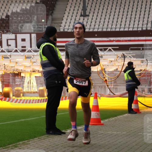 08.12.2024 - St. Pauli X-Mass-Run No. 14 Yannick Fuchs http://msf.ph/oto/7471894 08.12.2024 09:50:42 Ziel 2957 meine-sportfotos.de