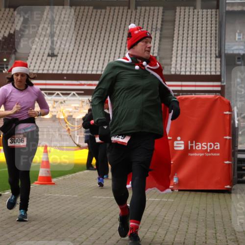 08.12.2024 - St. Pauli X-Mass-Run No. 14 Yannick Fuchs http://msf.ph/oto/7471910 08.12.2024 10:06:06 Ziel 40, 65, 175, 1013, 1016, 1068, 1232, 1243, 1563, 2474, 3006, 3115, 3118, 3184 meine-sportfotos.de
