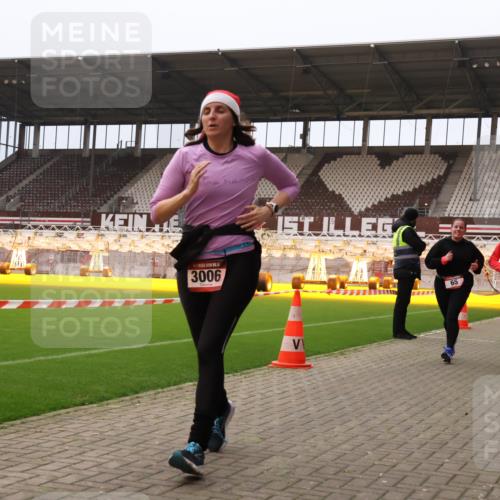 08.12.2024 - St. Pauli X-Mass-Run No. 14 Yannick Fuchs http://msf.ph/oto/7471926 08.12.2024 10:06:09 Ziel 40, 65, 175, 696, 1013, 1016, 1068, 1232, 1243, 1563, 2474, 2894, 3006, 3115, 3184 meine-sportfotos.de