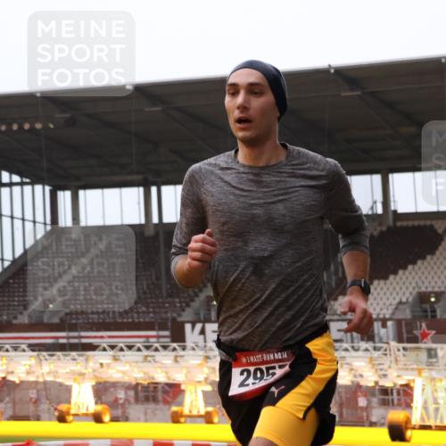08.12.2024 - St. Pauli X-Mass-Run No. 14 Yannick Fuchs http://msf.ph/oto/7471932 08.12.2024 09:50:45 Ziel 2957 meine-sportfotos.de