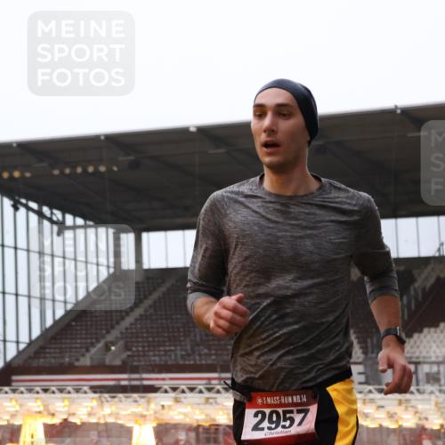08.12.2024 - St. Pauli X-Mass-Run No. 14 Yannick Fuchs http://msf.ph/oto/7471934 08.12.2024 09:50:45 Ziel 2957 meine-sportfotos.de