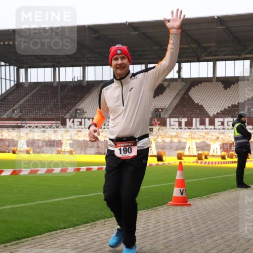 08.12.2024 - St. Pauli X-Mass-Run No. 14 Yannick Fuchs http://msf.ph/oto/7471954 08.12.2024 10:06:12 Ziel 40, 65, 175, 696, 1013, 1016, 1068, 1232, 1243, 1563, 2474, 2894, 3006, 3184 meine-sportfotos.de