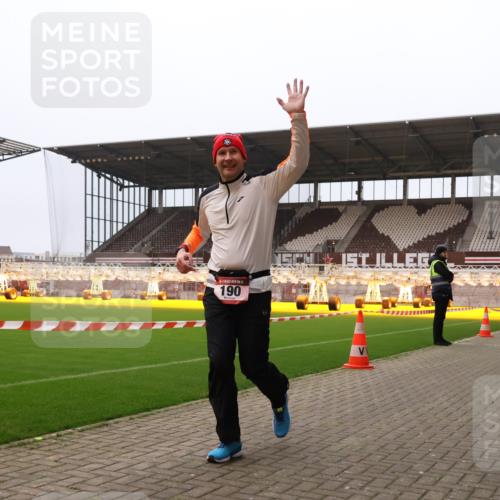 08.12.2024 - St. Pauli X-Mass-Run No. 14 Yannick Fuchs http://msf.ph/oto/7471962 08.12.2024 10:06:13 Ziel 40, 65, 175, 696, 1013, 1016, 1068, 1232, 1243, 1563, 2474, 2894, 3006 meine-sportfotos.de