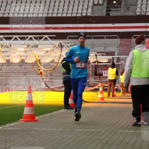 08.12.2024 - St. Pauli X-Mass-Run No. 14 Yannick Fuchs http://msf.ph/oto/7472042 08.12.2024 09:51:13 Ziel 2, 1607, 3309 meine-sportfotos.de