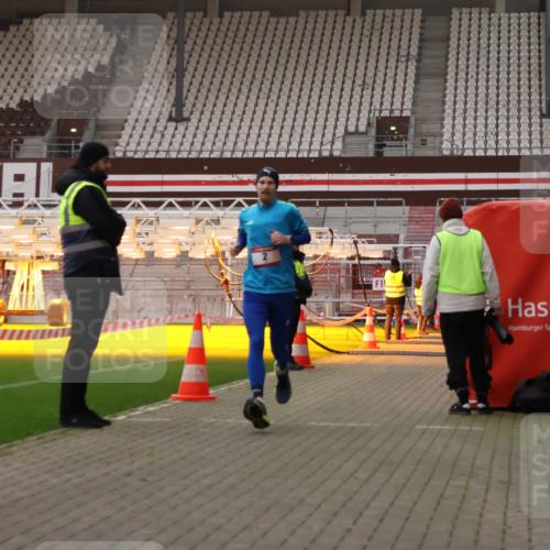 08.12.2024 - St. Pauli X-Mass-Run No. 14 Yannick Fuchs http://msf.ph/oto/7472055 08.12.2024 09:51:14 Ziel 2, 1607, 3309 meine-sportfotos.de