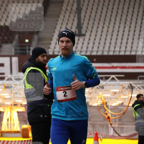 08.12.2024 - St. Pauli X-Mass-Run No. 14 Yannick Fuchs http://msf.ph/oto/7472062 08.12.2024 09:51:15 Ziel 2, 1607, 2757, 3309 meine-sportfotos.de