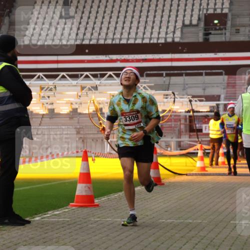 08.12.2024 - St. Pauli X-Mass-Run No. 14 Yannick Fuchs http://msf.ph/oto/7472132 08.12.2024 09:51:27 Ziel 2757, 3309 meine-sportfotos.de