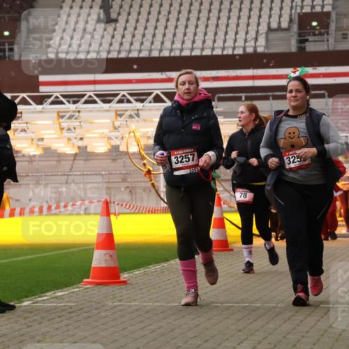 08.12.2024 - St. Pauli X-Mass-Run No. 14 Yannick Fuchs http://msf.ph/oto/7472138 08.12.2024 10:06:30 Ziel 78, 529, 696, 885, 890, 1013, 1016, 1563, 2894, 3257, 3259 meine-sportfotos.de