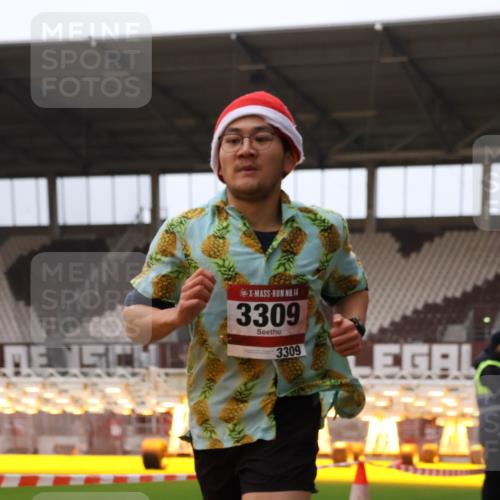 08.12.2024 - St. Pauli X-Mass-Run No. 14 Yannick Fuchs http://msf.ph/oto/7472166 08.12.2024 09:51:29 Ziel 2757, 3309 meine-sportfotos.de