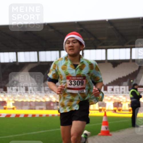 08.12.2024 - St. Pauli X-Mass-Run No. 14 Yannick Fuchs http://msf.ph/oto/7472170 08.12.2024 09:51:29 Ziel 2757, 3309 meine-sportfotos.de