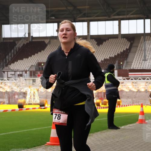 08.12.2024 - St. Pauli X-Mass-Run No. 14 Yannick Fuchs http://msf.ph/oto/7472206 08.12.2024 10:06:37 Ziel 78, 529, 621, 698, 795, 885, 890, 1424, 1786, 2003, 2751, 2755, 3257, 3259 meine-sportfotos.de