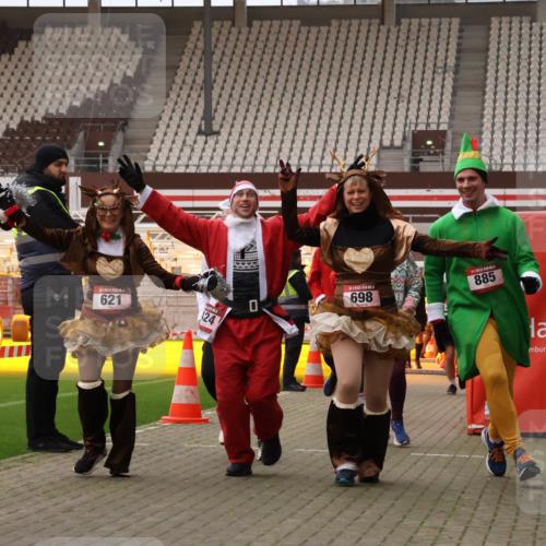 08.12.2024 - St. Pauli X-Mass-Run No. 14 Yannick Fuchs http://msf.ph/oto/7472252 08.12.2024 10:06:40 Ziel 78, 529, 621, 698, 719, 795, 885, 890, 1424, 1786, 2003, 2751, 2755, 3257, 3259, 3337 meine-sportfotos.de