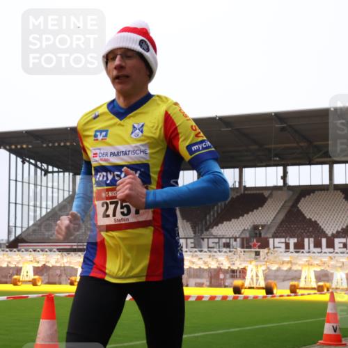 08.12.2024 - St. Pauli X-Mass-Run No. 14 Yannick Fuchs http://msf.ph/oto/7472267 08.12.2024 09:51:35 Ziel 2757, 3285 meine-sportfotos.de
