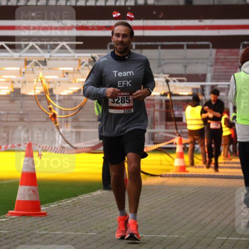 08.12.2024 - St. Pauli X-Mass-Run No. 14 Yannick Fuchs http://msf.ph/oto/7472276 08.12.2024 09:51:45 Ziel 918, 2763, 3285 meine-sportfotos.de