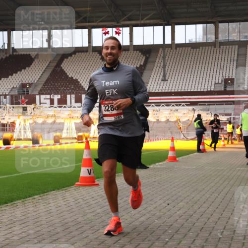 08.12.2024 - St. Pauli X-Mass-Run No. 14 Yannick Fuchs http://msf.ph/oto/7472330 08.12.2024 09:51:48 Ziel 918, 2763, 3285 meine-sportfotos.de