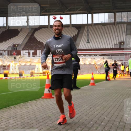 08.12.2024 - St. Pauli X-Mass-Run No. 14 Yannick Fuchs http://msf.ph/oto/7472332 08.12.2024 09:51:48 Ziel 918, 2763, 3285 meine-sportfotos.de