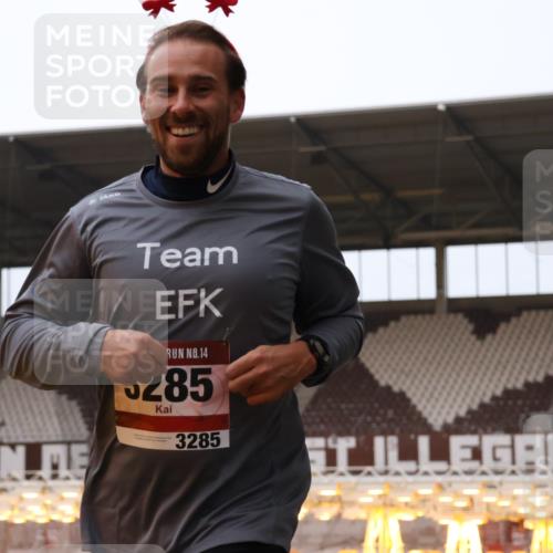 08.12.2024 - St. Pauli X-Mass-Run No. 14 Yannick Fuchs http://msf.ph/oto/7472353 08.12.2024 09:51:49 Ziel 918, 2763, 3285 meine-sportfotos.de
