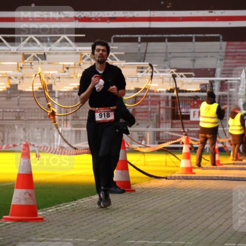 08.12.2024 - St. Pauli X-Mass-Run No. 14 Yannick Fuchs http://msf.ph/oto/7472359 08.12.2024 09:51:51 Ziel 918, 2763, 3285 meine-sportfotos.de