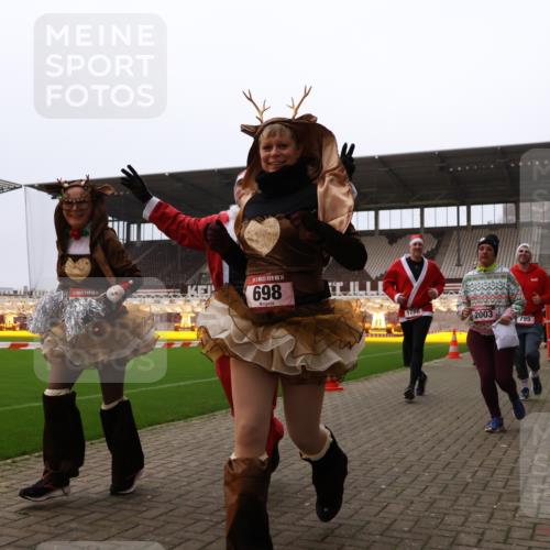 08.12.2024 - St. Pauli X-Mass-Run No. 14 Yannick Fuchs http://msf.ph/oto/7472435 08.12.2024 10:06:44 Ziel 78, 529, 621, 698, 719, 795, 885, 890, 1424, 1786, 1940, 2003, 2751, 2755, 3083, 3257, 3259, 3337, 3343 meine-sportfotos.de