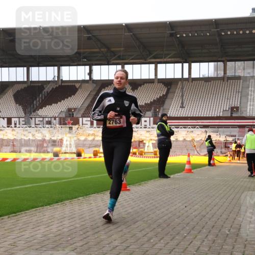 08.12.2024 - St. Pauli X-Mass-Run No. 14 Yannick Fuchs http://msf.ph/oto/7472473 08.12.2024 09:52:03 Ziel 36, 44, 918, 2763 meine-sportfotos.de