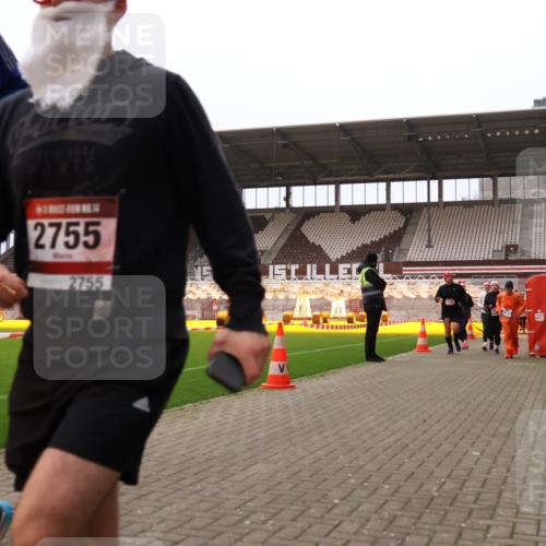 08.12.2024 - St. Pauli X-Mass-Run No. 14 Yannick Fuchs http://msf.ph/oto/7472550 08.12.2024 10:06:49 Ziel 151, 621, 698, 719, 795, 885, 890, 1424, 1786, 1940, 2003, 2062, 2212, 2346, 2751, 2755, 3083, 3337, 3343 meine-sportfotos.de