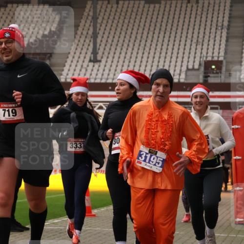 08.12.2024 - St. Pauli X-Mass-Run No. 14 Yannick Fuchs http://msf.ph/oto/7472570 08.12.2024 10:06:52 Ziel 151, 621, 698, 719, 795, 885, 890, 1424, 1786, 1940, 2003, 2062, 2212, 2346, 2751, 2755, 3083, 3337, 3343 meine-sportfotos.de