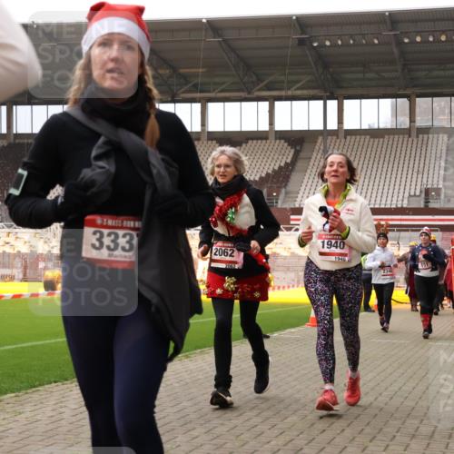 08.12.2024 - St. Pauli X-Mass-Run No. 14 Yannick Fuchs http://msf.ph/oto/7472674 08.12.2024 10:06:56 Ziel 151, 621, 698, 719, 795, 1424, 1786, 1940, 2003, 2062, 2212, 2346, 2751, 2755, 2843, 2861, 2888, 3083, 3337, 3343 meine-sportfotos.de