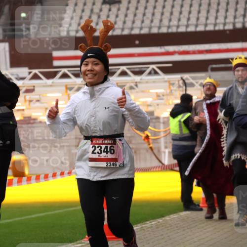 08.12.2024 - St. Pauli X-Mass-Run No. 14 Yannick Fuchs http://msf.ph/oto/7472714 08.12.2024 10:06:59 Ziel 129, 151, 165, 719, 1786, 1940, 2003, 2062, 2099, 2208, 2212, 2346, 2751, 2755, 2843, 2861, 2888, 3083, 3337, 3342, 3343 meine-sportfotos.de