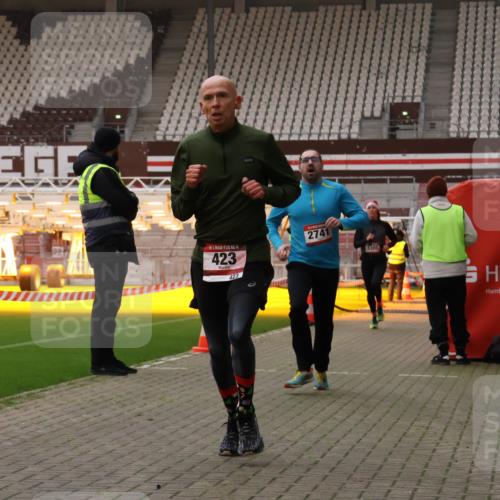 08.12.2024 - St. Pauli X-Mass-Run No. 14 Yannick Fuchs http://msf.ph/oto/7472774 08.12.2024 09:52:37 Ziel 423, 2741, 2832, 3305 meine-sportfotos.de