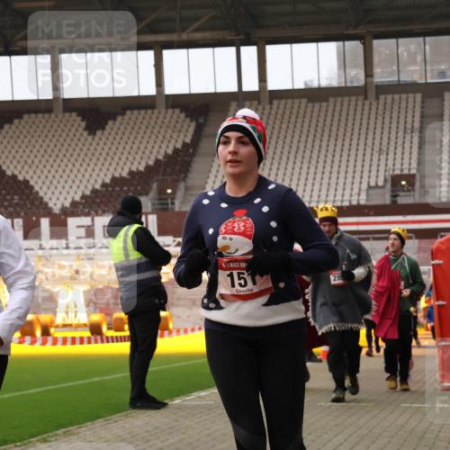 08.12.2024 - St. Pauli X-Mass-Run No. 14 Yannick Fuchs http://msf.ph/oto/7472785 08.12.2024 10:07:01 Ziel 129, 151, 165, 719, 1007, 1720, 1940, 2062, 2099, 2208, 2212, 2346, 2755, 2843, 2861, 2888, 3083, 3337, 3338, 3342, 3343 meine-sportfotos.de