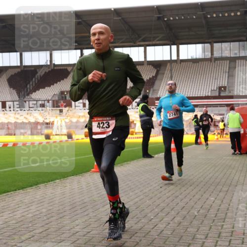 08.12.2024 - St. Pauli X-Mass-Run No. 14 Yannick Fuchs http://msf.ph/oto/7472789 08.12.2024 09:52:39 Ziel 423, 2741, 2832, 3305 meine-sportfotos.de