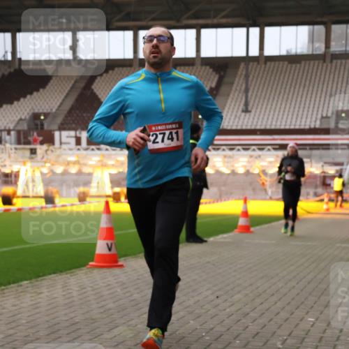 08.12.2024 - St. Pauli X-Mass-Run No. 14 Yannick Fuchs http://msf.ph/oto/7472796 08.12.2024 09:52:40 Ziel 423, 2741, 2832, 3305 meine-sportfotos.de