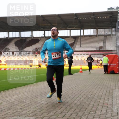 08.12.2024 - St. Pauli X-Mass-Run No. 14 Yannick Fuchs http://msf.ph/oto/7472806 08.12.2024 09:52:40 Ziel 423, 2741, 2832, 3305 meine-sportfotos.de