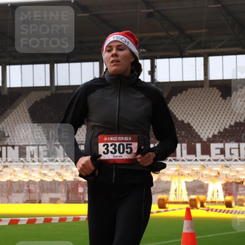 08.12.2024 - St. Pauli X-Mass-Run No. 14 Yannick Fuchs http://msf.ph/oto/7472862 08.12.2024 09:52:43 Ziel 423, 1120, 2741, 3305 meine-sportfotos.de