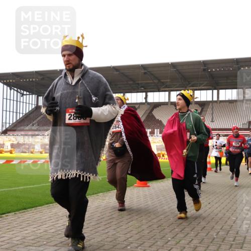08.12.2024 - St. Pauli X-Mass-Run No. 14 Yannick Fuchs http://msf.ph/oto/7472869 08.12.2024 10:07:07 Ziel 129, 151, 165, 892, 1007, 1426, 1720, 1940, 2062, 2099, 2208, 2212, 2346, 2843, 2861, 2888, 3083, 3153, 3338, 3342, 3343 meine-sportfotos.de