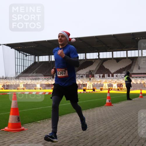 08.12.2024 - St. Pauli X-Mass-Run No. 14 Yannick Fuchs http://msf.ph/oto/7473055 08.12.2024 09:53:24 Ziel 183, 859, 2084, 2844, 3023, 3307 meine-sportfotos.de