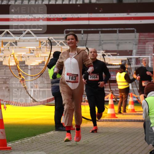 08.12.2024 - St. Pauli X-Mass-Run No. 14 Yannick Fuchs http://msf.ph/oto/7473065 08.12.2024 09:53:26 Ziel 183, 859, 2084, 2844, 3023, 3307 meine-sportfotos.de