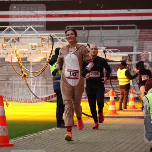08.12.2024 - St. Pauli X-Mass-Run No. 14 Yannick Fuchs http://msf.ph/oto/7473068 08.12.2024 09:53:26 Ziel 183, 859, 2084, 2844, 3023, 3307 meine-sportfotos.de