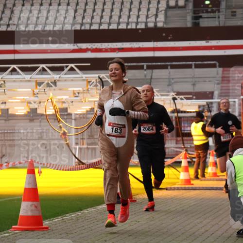 08.12.2024 - St. Pauli X-Mass-Run No. 14 Yannick Fuchs http://msf.ph/oto/7473076 08.12.2024 09:53:26 Ziel 183, 859, 2084, 2844, 3023, 3307 meine-sportfotos.de
