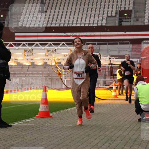 08.12.2024 - St. Pauli X-Mass-Run No. 14 Yannick Fuchs http://msf.ph/oto/7473091 08.12.2024 09:53:27 Ziel 183, 859, 2084, 2844, 3023, 3307 meine-sportfotos.de