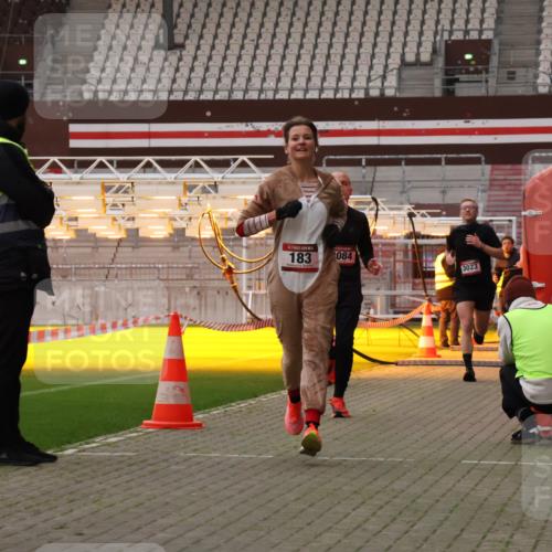 08.12.2024 - St. Pauli X-Mass-Run No. 14 Yannick Fuchs http://msf.ph/oto/7473096 08.12.2024 09:53:28 Ziel 183, 859, 1818, 2084, 2844, 3023, 3307 meine-sportfotos.de