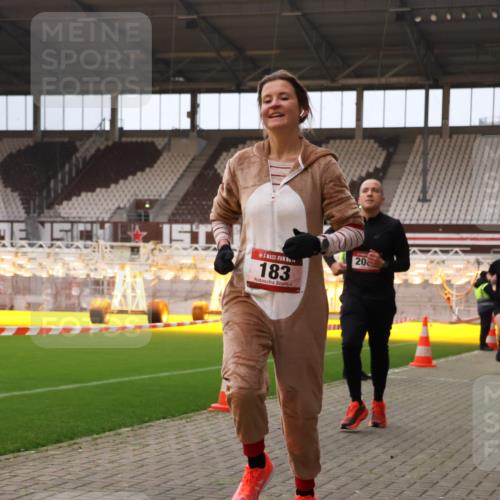 08.12.2024 - St. Pauli X-Mass-Run No. 14 Yannick Fuchs http://msf.ph/oto/7473155 08.12.2024 09:53:31 Ziel 183, 859, 1818, 2084, 2844, 3023 meine-sportfotos.de
