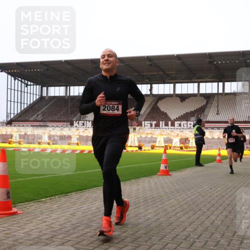 08.12.2024 - St. Pauli X-Mass-Run No. 14 Yannick Fuchs http://msf.ph/oto/7473208 08.12.2024 09:53:33 Ziel 183, 859, 1818, 2084, 2844, 3023 meine-sportfotos.de