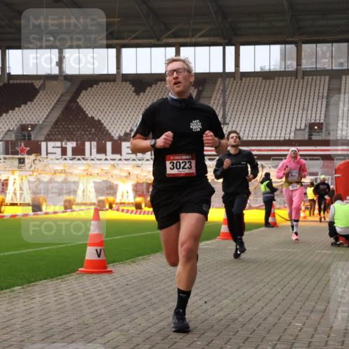 08.12.2024 - St. Pauli X-Mass-Run No. 14 Yannick Fuchs http://msf.ph/oto/7473245 08.12.2024 09:53:35 Ziel 183, 859, 1818, 2084, 2844, 3023 meine-sportfotos.de