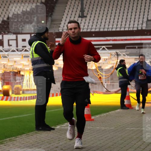 08.12.2024 - St. Pauli X-Mass-Run No. 14 Yannick Fuchs http://msf.ph/oto/7473524 08.12.2024 09:54:02 Ziel 216, 1718, 1850 meine-sportfotos.de
