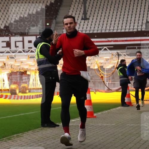 08.12.2024 - St. Pauli X-Mass-Run No. 14 Yannick Fuchs http://msf.ph/oto/7473531 08.12.2024 09:54:02 Ziel 216, 1718, 1850 meine-sportfotos.de