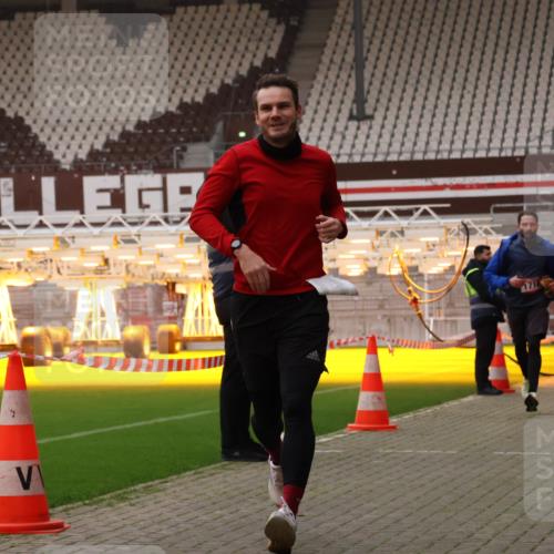 08.12.2024 - St. Pauli X-Mass-Run No. 14 Yannick Fuchs http://msf.ph/oto/7473533 08.12.2024 09:54:03 Ziel 216, 1718, 1850 meine-sportfotos.de