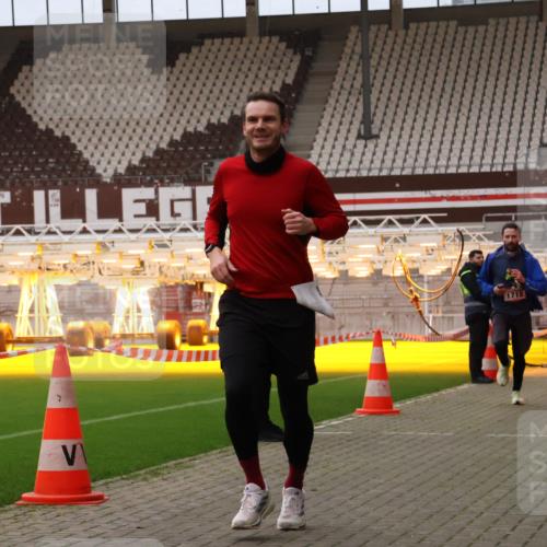 08.12.2024 - St. Pauli X-Mass-Run No. 14 Yannick Fuchs http://msf.ph/oto/7473542 08.12.2024 09:54:03 Ziel 216, 1718, 1850 meine-sportfotos.de